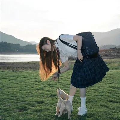食人喜剧演员